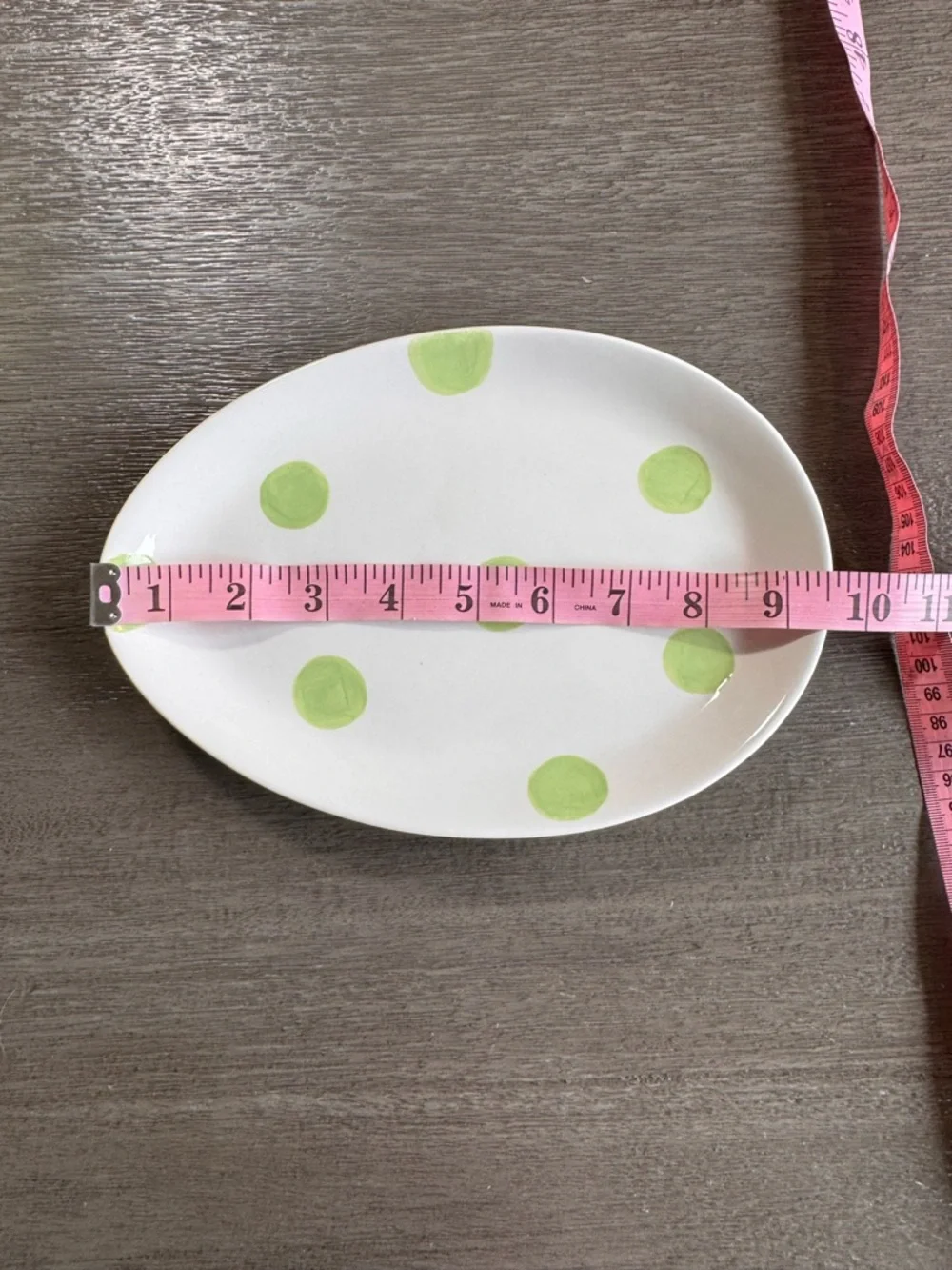 Vintage set plates